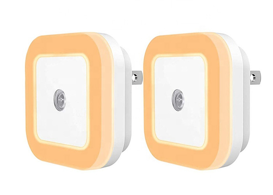 Plastica UE/USA dell'ABS da 1 watt della cellula fotoelettrica del sensore LED della spina automatica della luce notturna